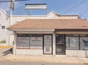 Local comercial , Saltillo · Local en Renta a Media Cuadra de V. Carranza, Comercial U Oficina