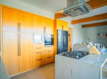 Casa de 5 habitaciones, Tijuana · Casa en Venta en Hacienda Agua Caliente, Tijuana