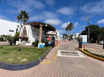 Casa · 266m² · 4 Recámaras · 2 Estacionamientos · Casa en Venta en Baja Malibu Seccion Lomas, Tijuana Baja California.