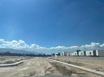 Terreno / Lote , Arteaga · Fracc. Nuevo Cerrado Privanzas del Campestre, Caliza Desde 210 m en Adelante, con Excelente Plusvalia