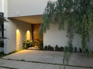 Casa de 3 habitaciones, Tlajomulco de Zúñiga · Casa en Venta Punto Sur