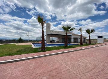 Terreno / Lote , Apaseo el Alto · Terreno de 302 m² en Condominio Magnolia – Ciudad Maderas Sur II, Apaseo El Alto