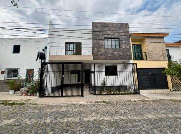 Casa de 3 habitaciones, Guadalajara · Casa en Venta Totalmente Remodelada en Santa Margarita