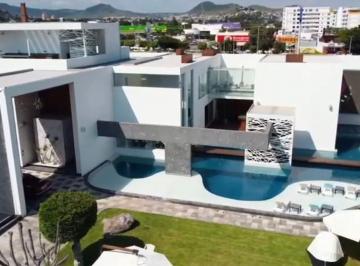 Casa de 10 habitaciones, Atlixco · Venta Casa de Lujo Modernista Atlixco Puebla | Propiedad Inteligente 4 Villas, Albercas