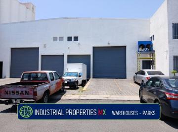 Bodega comercial , Querétaro · Bodega en Renta 450 m² Condominio Vigilancia Anden
