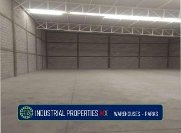 Bodega comercial , Querétaro · Bodega en Renta 450 m² Condominio Vigilancia Anden