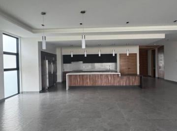 Departamento · 370m² · 3 Recámaras · 3 Estacionamientos · Departamento en Renta en Bosque Real