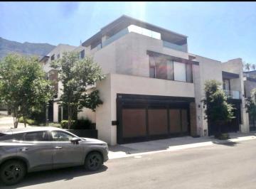Casa de 3 habitaciones, García · Casa en Venta Cumbres Penisula Parck