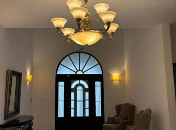 Casa de 3 habitaciones, Guadalupe · Casa en Renta en Contry La Silla