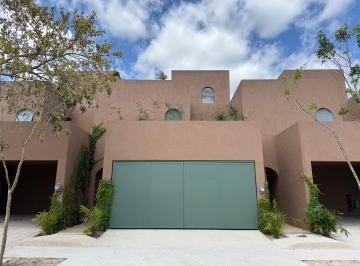 Casa de 3 habitaciones, Mérida · Venta Casa Estilo Colonial - Moderno en Temozon Norte Merida Yucatan