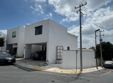 Casa de 3 habitaciones, Guadalupe · Casa en Esquina Dos Rios Guadalupe Nl
