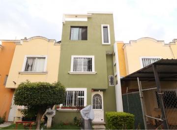 Casa de 3 habitaciones, Morelia · Casa en Venta en Morelia, Hacienda de Tinijaro