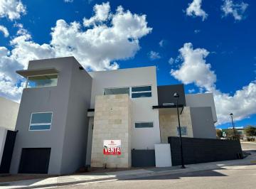 284c64b5549ae995960a3ccce160155983111582a0f7c5741c90be1e8509229f · Venta de Casa Nueva en Fracc. Vista de Las Lomas