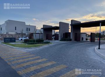Terreno / Lote · 319m² · Terreno Residencial en Venta en Lomas del Campanario Norte, Santa Oliva