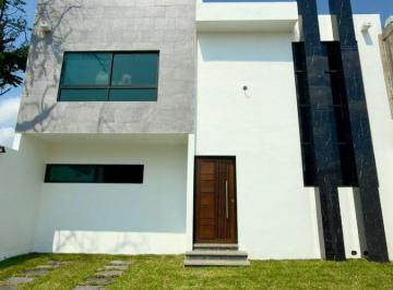 Casa de 3 habitaciones, Yautepec · Invierte en Tu Patrimonio: Casa con Alberca en Morelos
