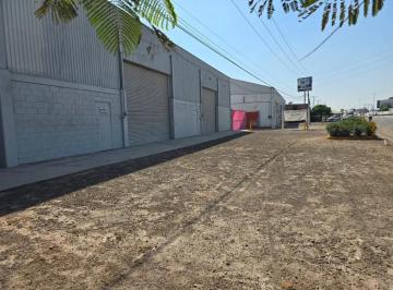 1 · Bodega en Renta en Av Insurgentes, Irapuato - 430 m²