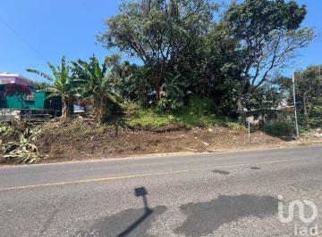 Terreno / Lote · 270m² · Terreno en Venta en Boulevard 5 de Febrero en San Andrés Tuxtla, Ver.