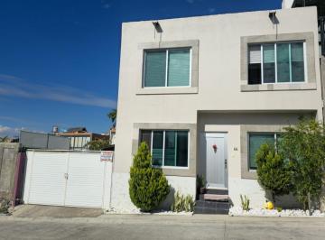 Casa · 121m² · 3 Recámaras · 2 Estacionamientos · Casa en Venta en Tabbachin L 66 con Lomas de Aiyana