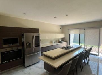 Casa de 4 habitaciones, Celaya · Venta de Casa, Fraccionamiento Magno Residencial