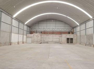 Bodega comercial · 20m² · Bodega en Renta Col. Bugambilias con 756 m². Acceso A: 16 de Septiembre, Av Margaritas y 14 Sur.