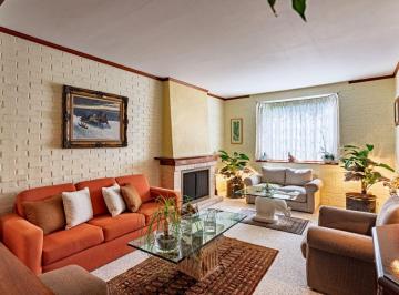 Casa familiar en privada de solo 3 casas en Barrio San Francisco, Magdalena Cont · Casa con Jardín en Privada Cerca Unam y Perisur | 311 m² | Magdalena Contreras