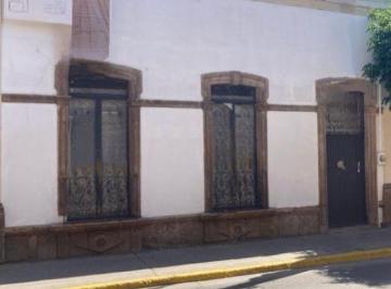 Casa uso de suelo de 11 habitaciones, León · Casa en Renta en La Calle Emiliano Zapara Centro