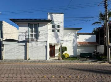 Casa en condominio · 281m² · 3 Recámaras · 6 Estacionamientos · Casa en Venta Ex Hacienda La Carcaña - (4)