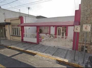 Casa · 172m² · 3 Recámaras · 1 Estacionamiento · Casa Para Remodelar en Venta en Centro de Monterrey