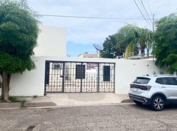 Casa · 193m² · 4 Recámaras · 3 Estacionamientos · Casa en Venta en Cd. Obregón