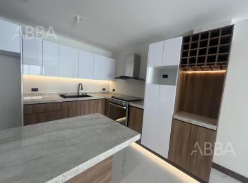 Casa · 275m² · 3 Recámaras · 2 Estacionamientos · Casa en Venta en Venta con Rec en Pb en Frac Asturias
