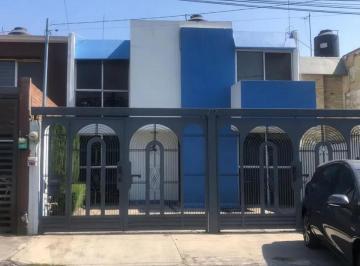 Casa de 3 habitaciones, Tlalnepantla de Baz · Linda Casa en Venta en Valle Dorado