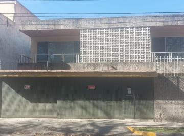 Casa · 628m² · 6 Recámaras · 4 Estacionamientos · Casa en Fraccionamiento Jardines del Bosque