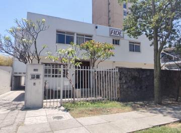 Casa uso de suelo de 9 habitaciones, Guadalajara · Casa en Venta Fines Comerciales