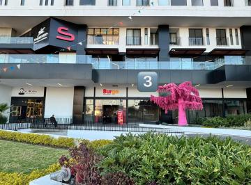 Local en centro comercial , Zapopan · Local en Renta, 95 m² en Zapopan