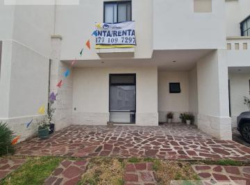 Casa · 3 Recámaras · Casa en León