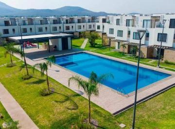 Casa · 150m² · 2 Estacionamientos · Venta Casa Cuernavaca Frente Tec Monterrey