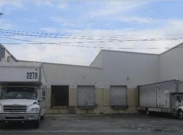 Nave industrial · 6800m² · 27 Estacionamientos · Nave Industrial en Renta en Parque Industrial Milimex