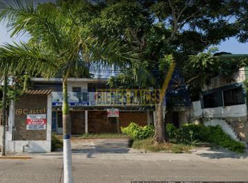 Local comercial · 505m² · 3 Estacionamientos · Local Comercial en Venta Sobre Boulevard, Frente Al Río
