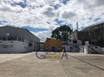 Local comercial · 58m² · Local Renta Ideal Para Oficinas Muy Cerca del Boulevard y del Centro
