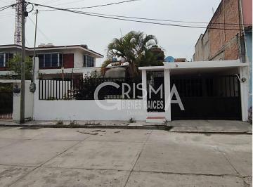 Casa · 133m² · 3 Recámaras · 1 Estacionamiento · Casa Venta Col. del Valle (Una Planta)