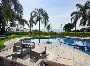 Casa de 3 habitaciones, Temixco · Casa en Venta en Burgos Corintio de un Nivel