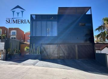 891c9fcbb9db3794bd7437c6632e5ff2c70beaa911fe21b062a0cb3cd06e6e8b · Venta de Increible y Moderna Casa Amueblada en Fracc. Cumbres