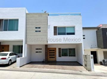 Casa en condominio de 3 habitaciones, Querétaro · Casa en Venta, 3 Recamaras, Milenio III
