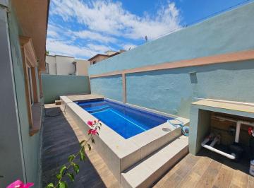 c482b9cba6310c50854e646ab87ed3d0272ab9f57d04cbf7045ce1384bb29852 · Casa de Una Planta en Venta en Colonia Panamericana