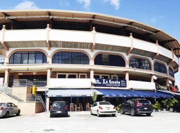 Local comercial , Benito Juárez · Local en El Corazón de Cancún: en Venta en Plaza de Toros, a Pasos del Malecón