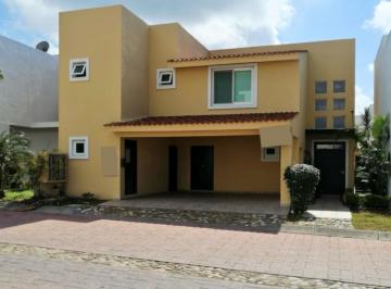 Casa · Casa - Fraccionamiento Residencial Náutico