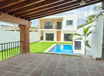 Casa de 3 habitaciones, Temixco · Casa Sola con Vigilancia en Renta o Venta en Burgos. Temixco Morelos