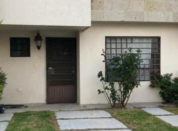Casa en condominio · 109m² · 3 Recámaras · 2 Estacionamientos · Casa en Condominio en Venta en Rincones del Marques