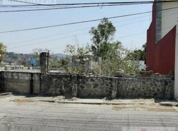 Terreno / Lote · 240m² · Terreno - Los Presidentes
