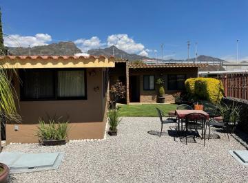 Casa · 120m² · 3 Recámaras · 2 Estacionamientos · Casa en Tepoztlán